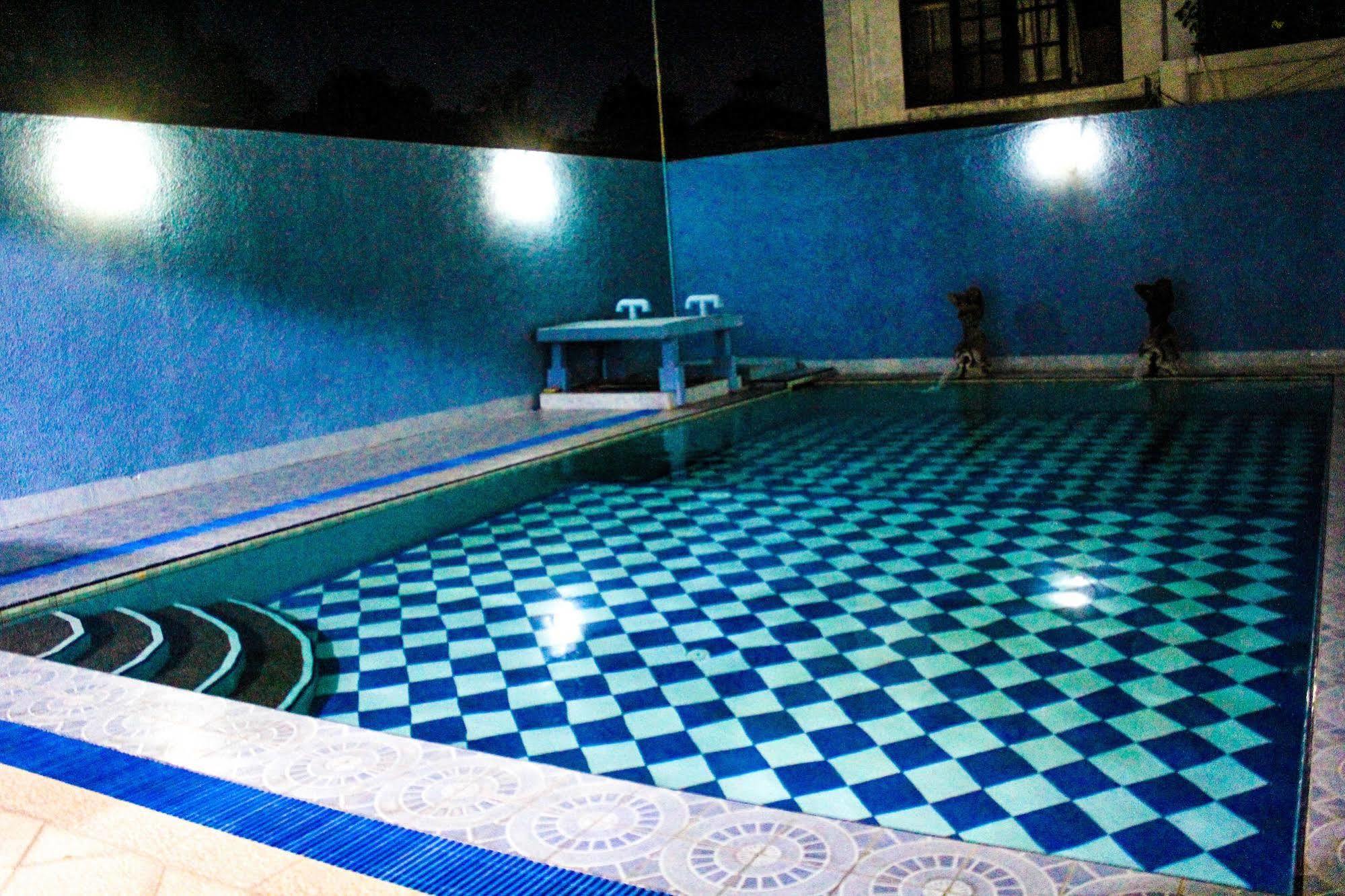 Balita Beach Inn Kuta クタ エクステリア 写真